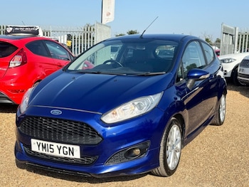 Used Ford Fiesta 2015 for sale - 79543496: Photo