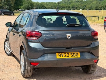Used Dacia Sandero 2022 for sale - 79261113: Photo