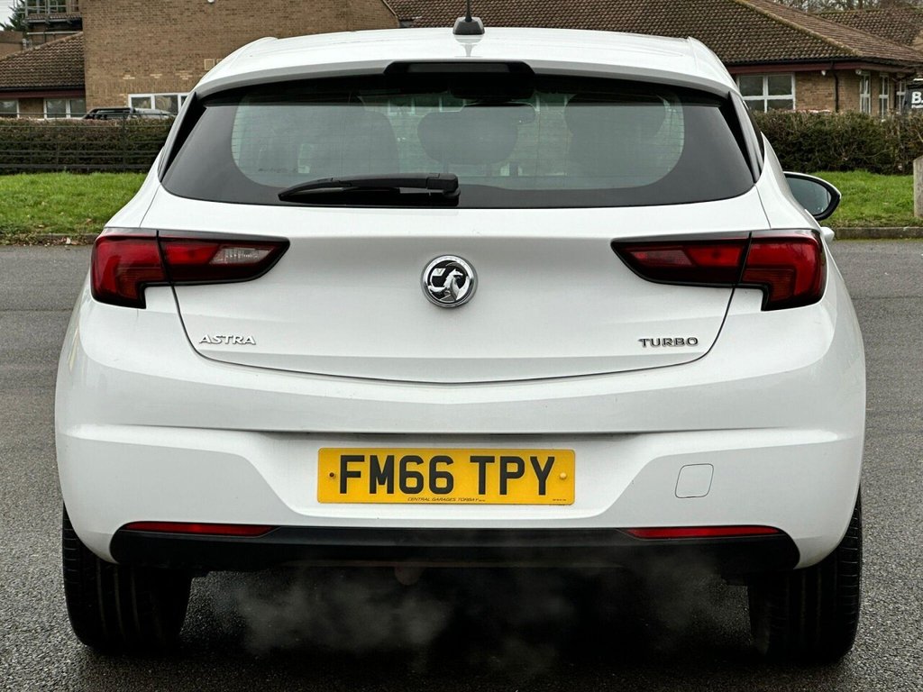 Used Vauxhall Astra 2017 for sale - 77437336: Photo 16