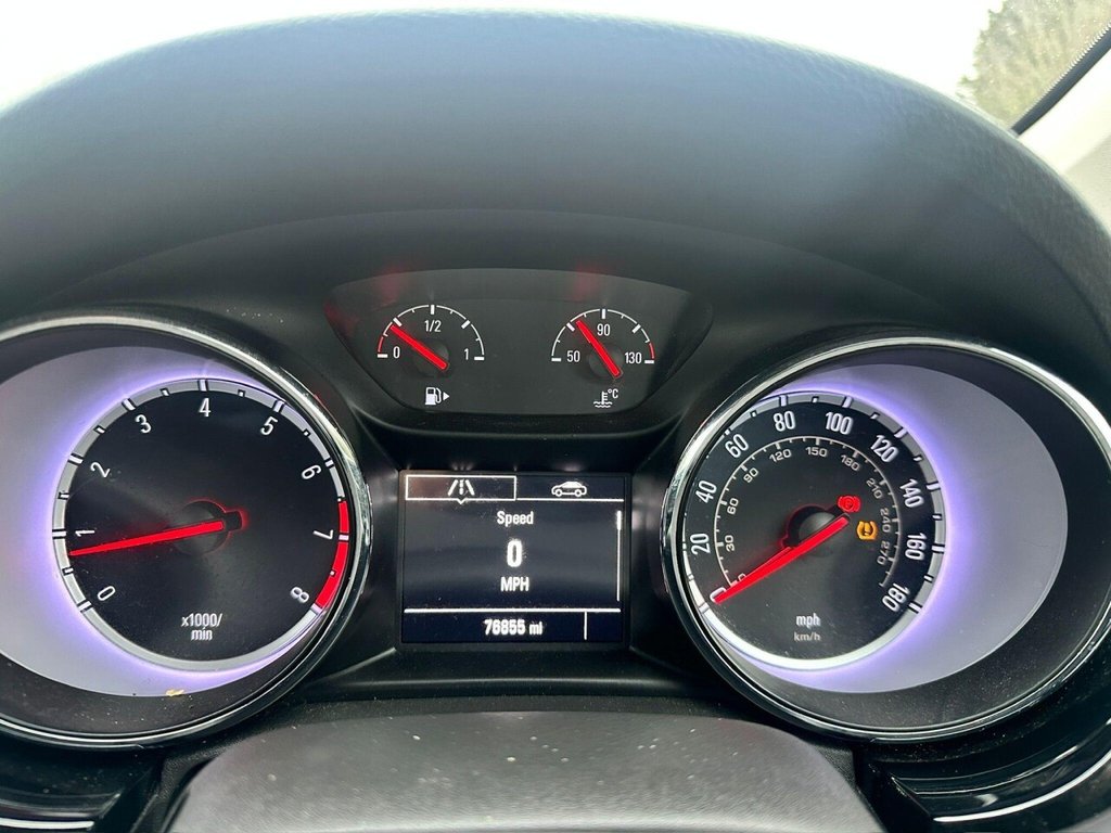 Used Vauxhall Astra 2017 for sale - 77437336: Photo 4