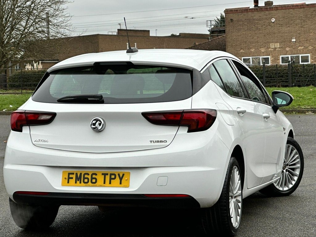 Used Vauxhall Astra 2017 for sale - 77437336: Photo 9