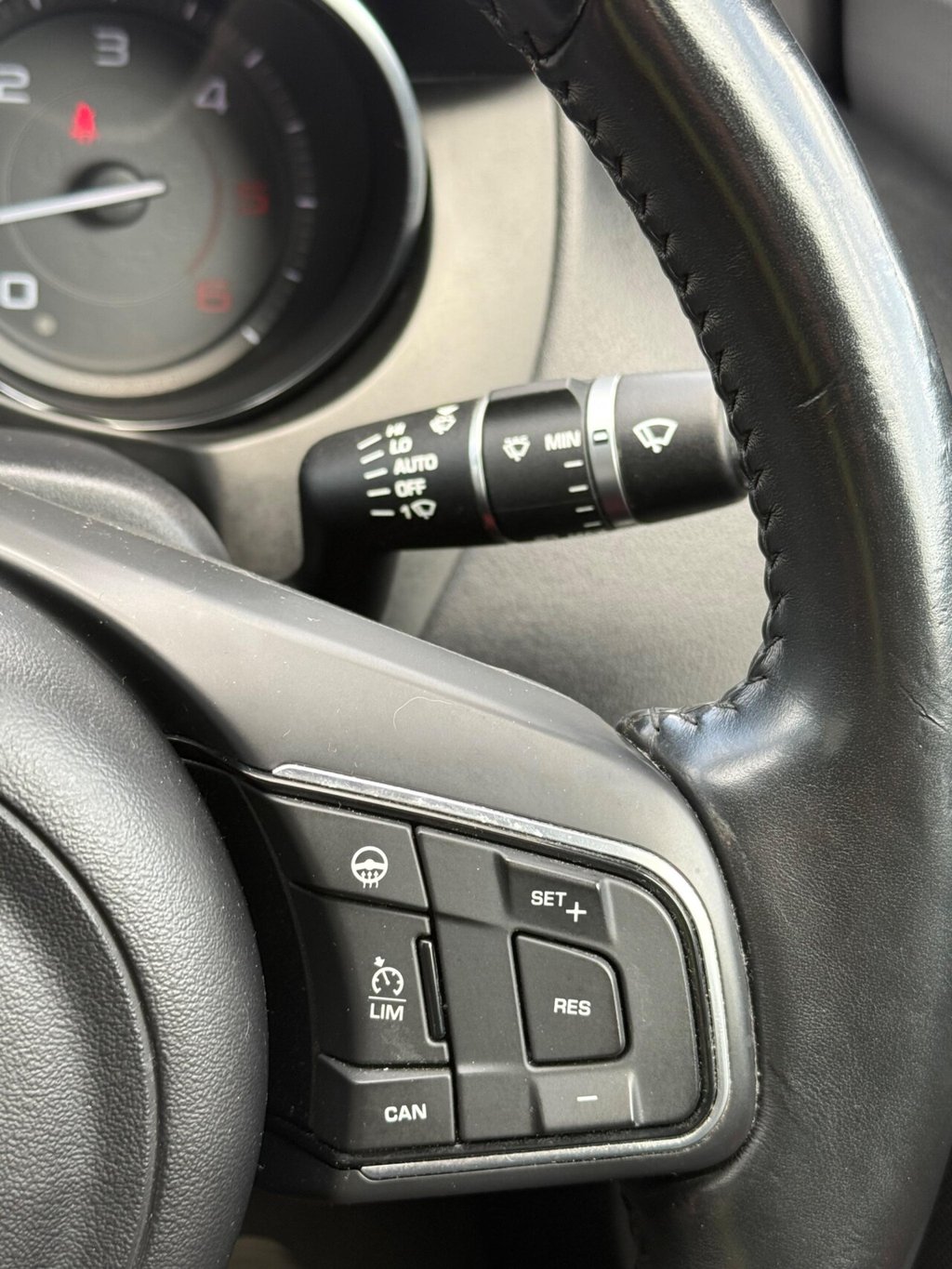 Used Jaguar XE 2016 for sale - 78008888: Photo 44