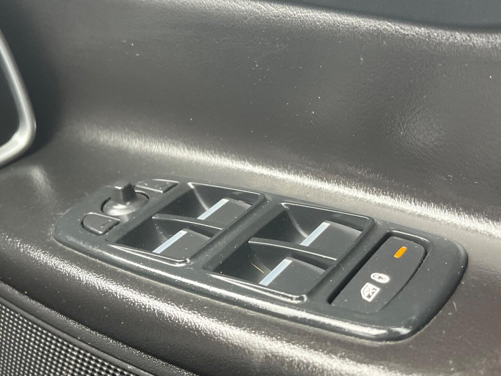 Used Jaguar XE 2016 for sale - 78008888: Photo 49