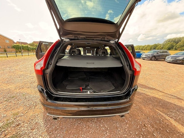 Used Volvo XC60 2016 for sale - 75320982: Photo 29