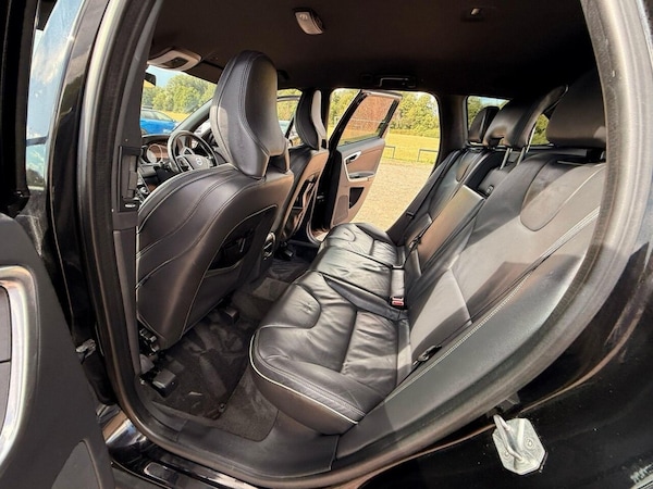 Used Volvo XC60 2016 for sale - 75320982: Photo 31