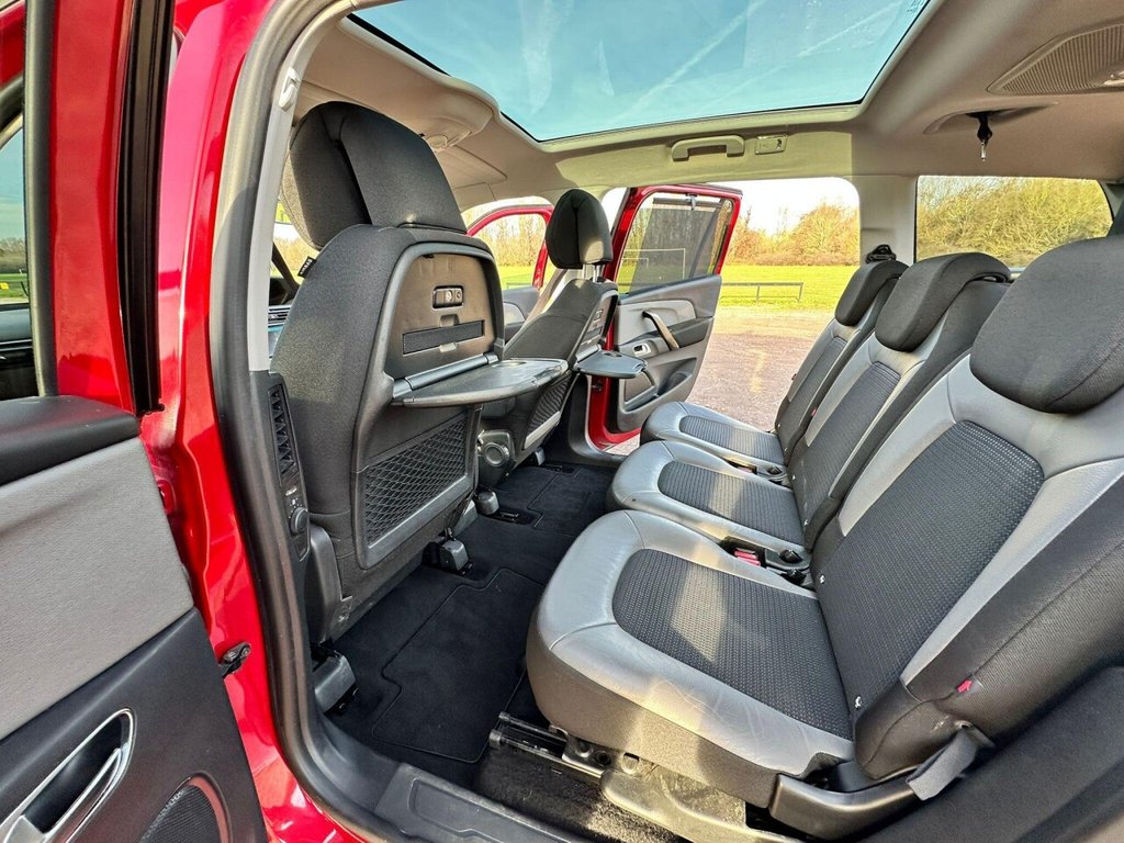 Used Citroen C4 Grand Picasso 2018 for sale - 76934630: Photo 17