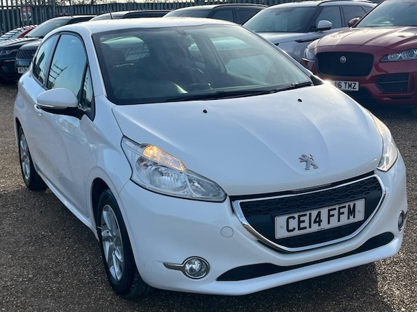 Used Peugeot 208 2014 for sale - 75136225: Photo 25