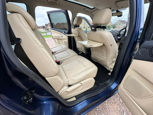 Used Ford Galaxy 2011 for sale - 76261410: Photo 23