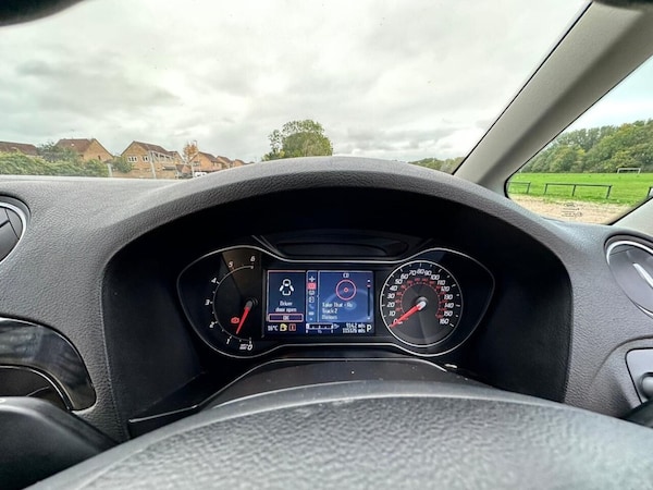 Used Ford Galaxy 2011 for sale - 76261410: Photo 32