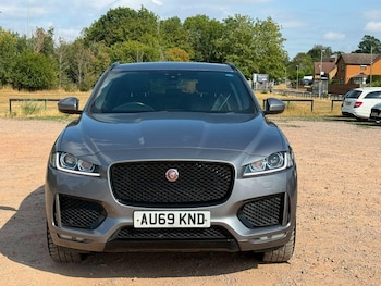 Used Jaguar F-Pace 2019 for sale - 79313690: Photo