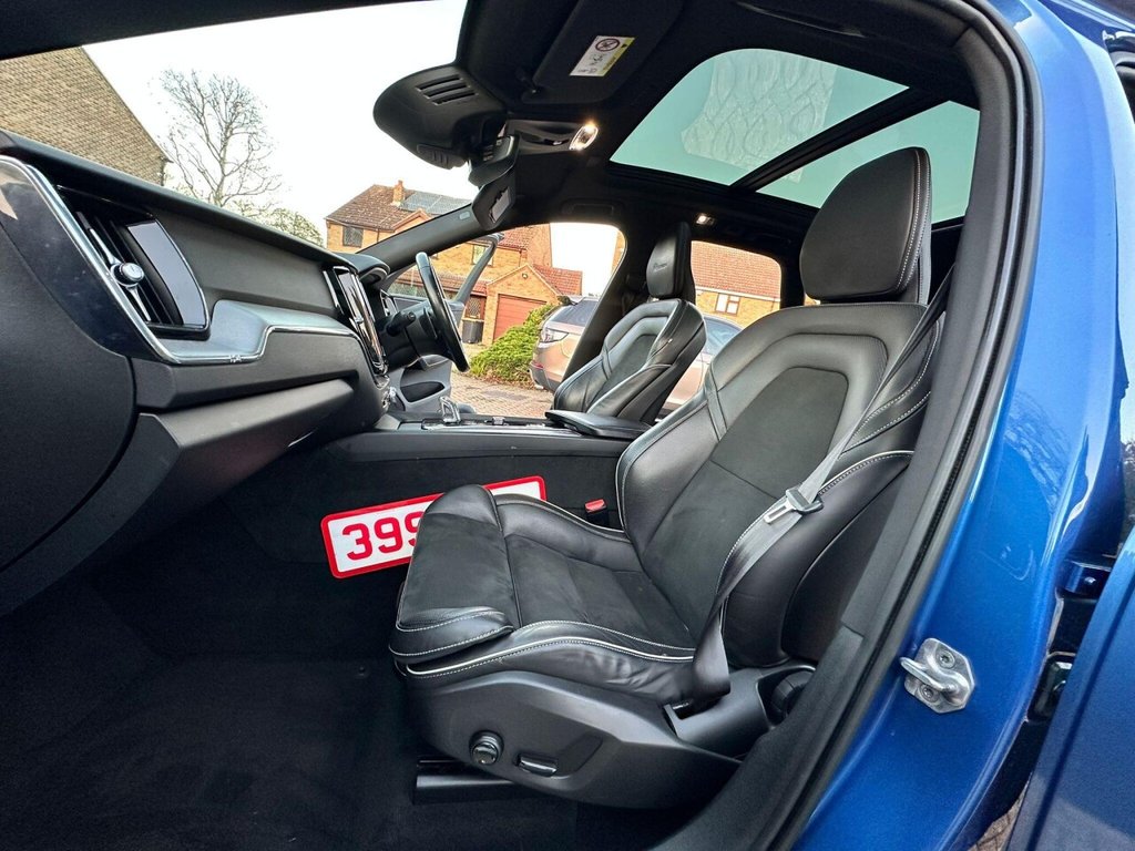 Used Volvo XC60 2018 for sale - 76610329: Photo 33