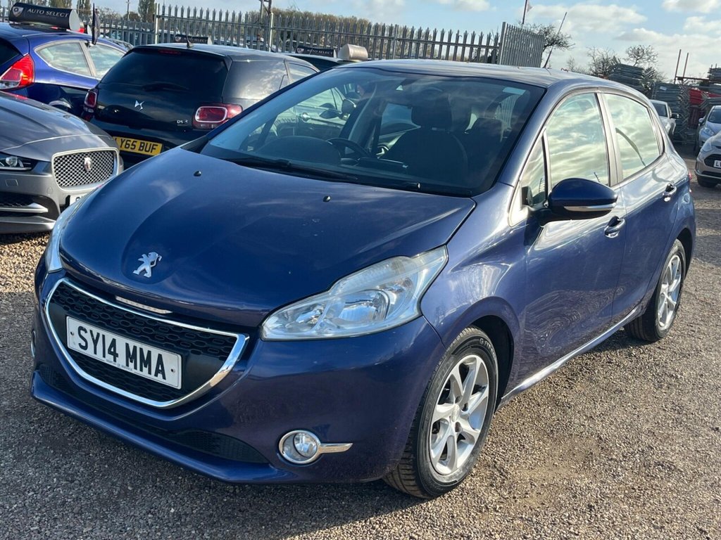 Used Peugeot 208 2014 for sale - 76386232: Photo 22