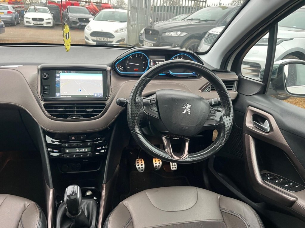 Used Peugeot 2008 2014 for sale - 76563365: Photo 23