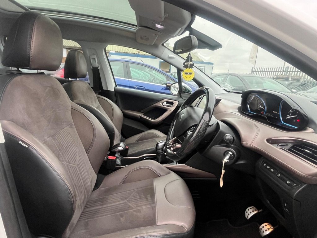 Used Peugeot 2008 2014 for sale - 76563365: Photo 26