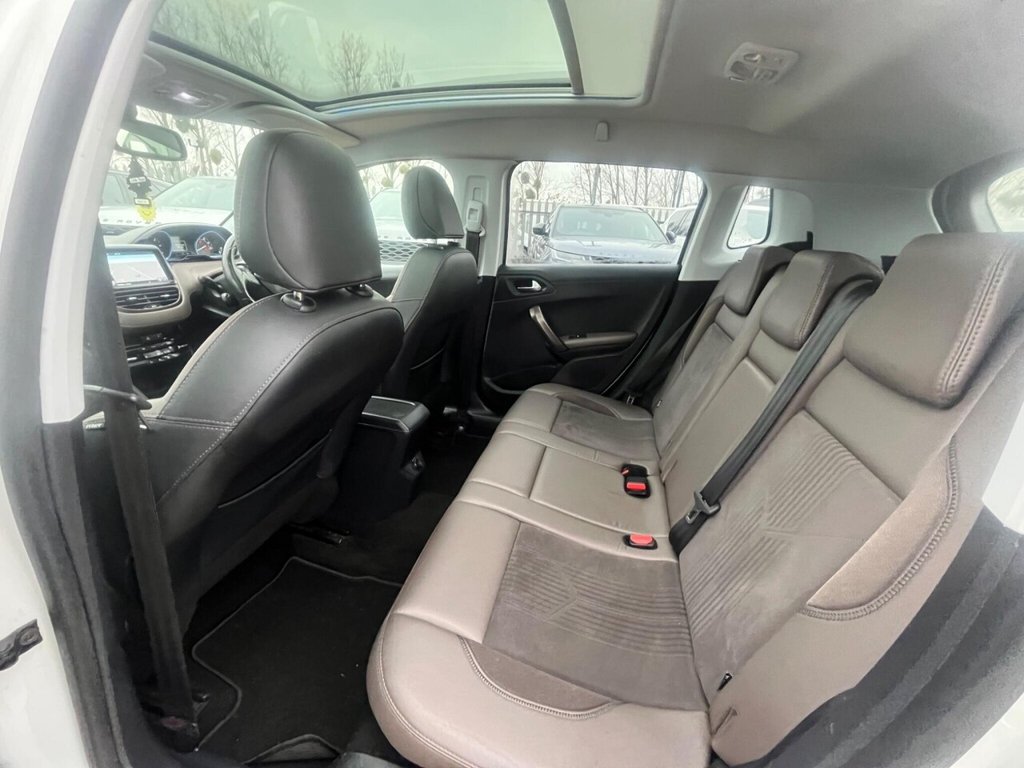 Used Peugeot 2008 2014 for sale - 76563365: Photo 27