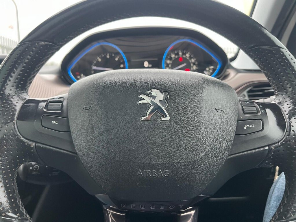 Used Peugeot 2008 2014 for sale - 76563365: Photo 38