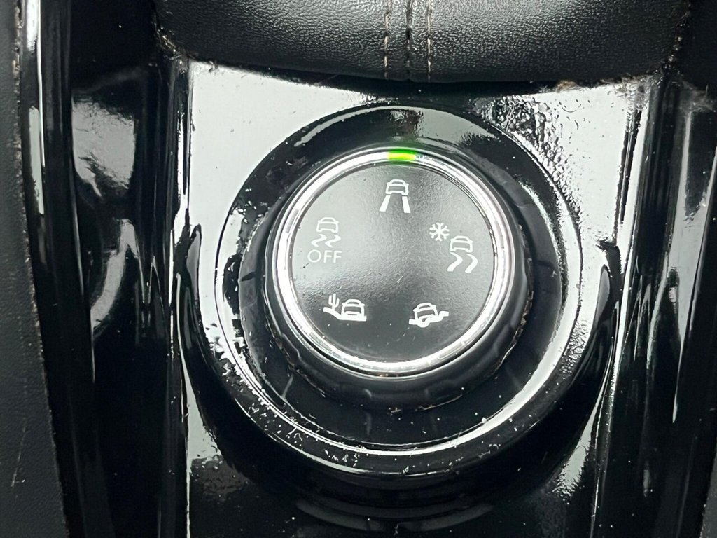 Used Peugeot 2008 2014 for sale - 76563365: Photo 40