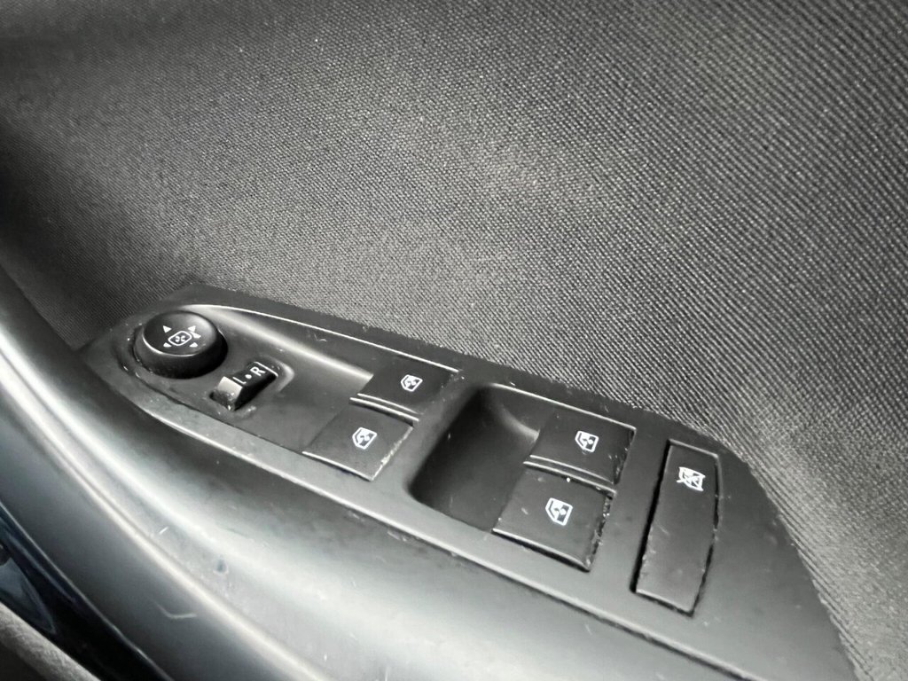 Used Vauxhall Astra 2016 for sale - 77520762: Photo 31