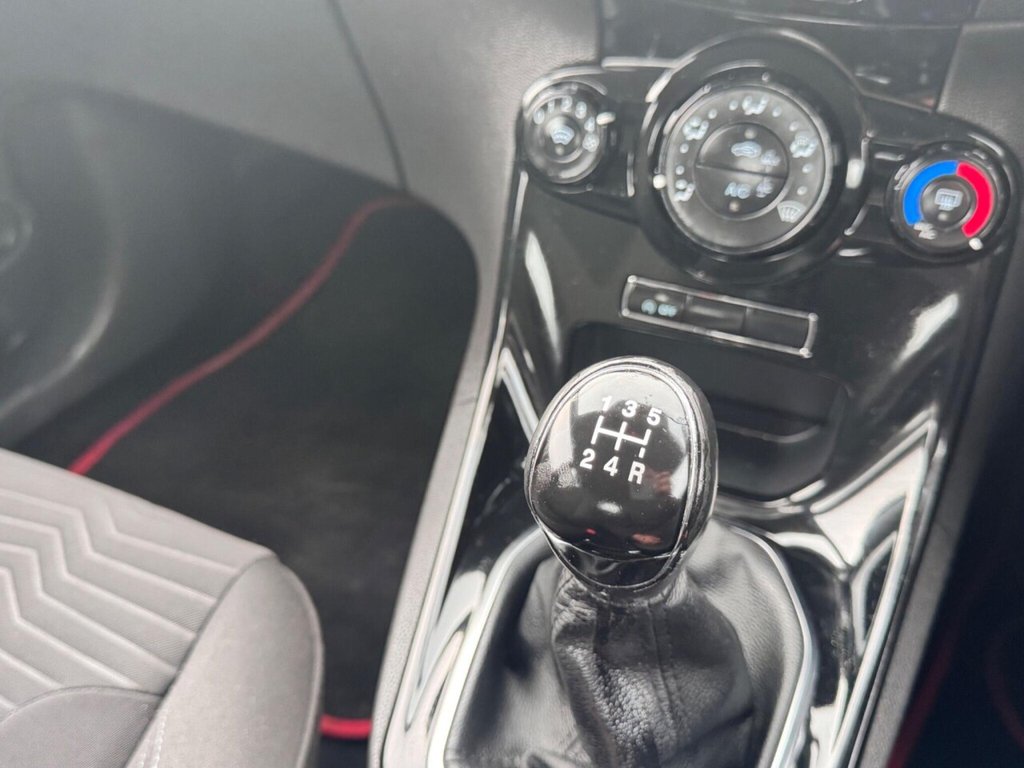 Used Ford Fiesta 2015 for sale - 77588278: Photo 32