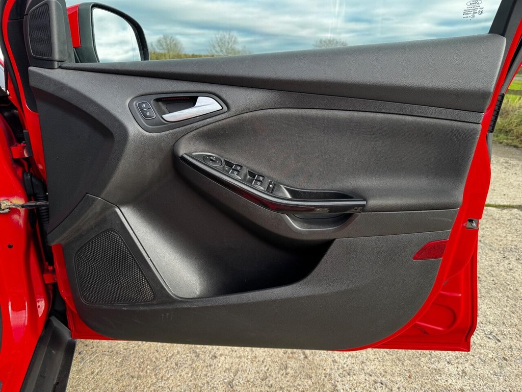 Used Ford Focus 2015 for sale - 76642483: Photo 34