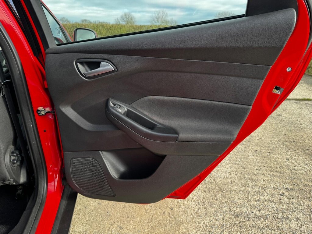 Used Ford Focus 2015 for sale - 76642483: Photo 35