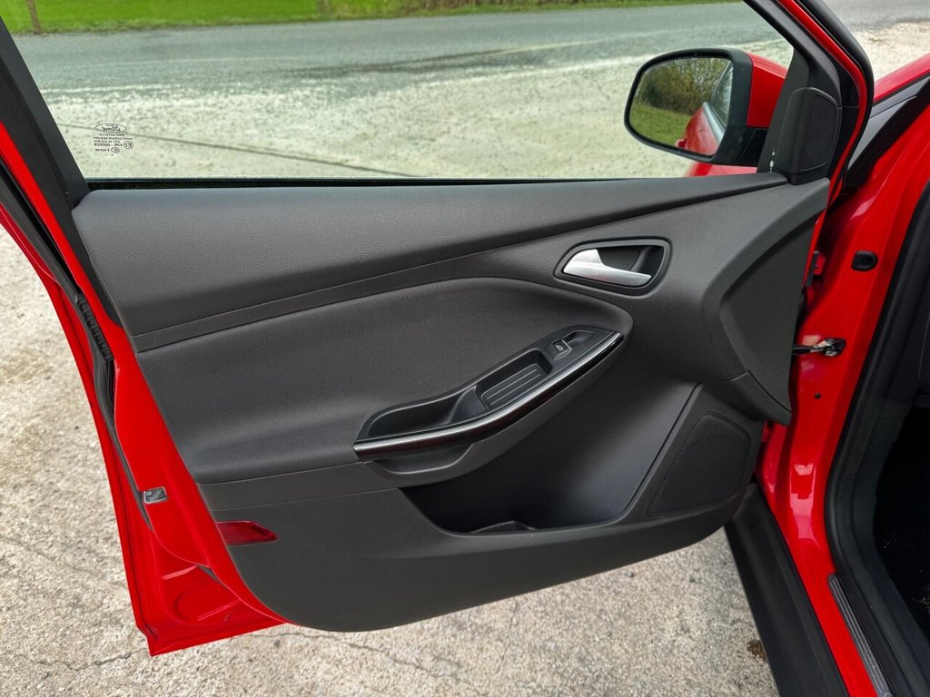 Used Ford Focus 2015 for sale - 76642483: Photo 37