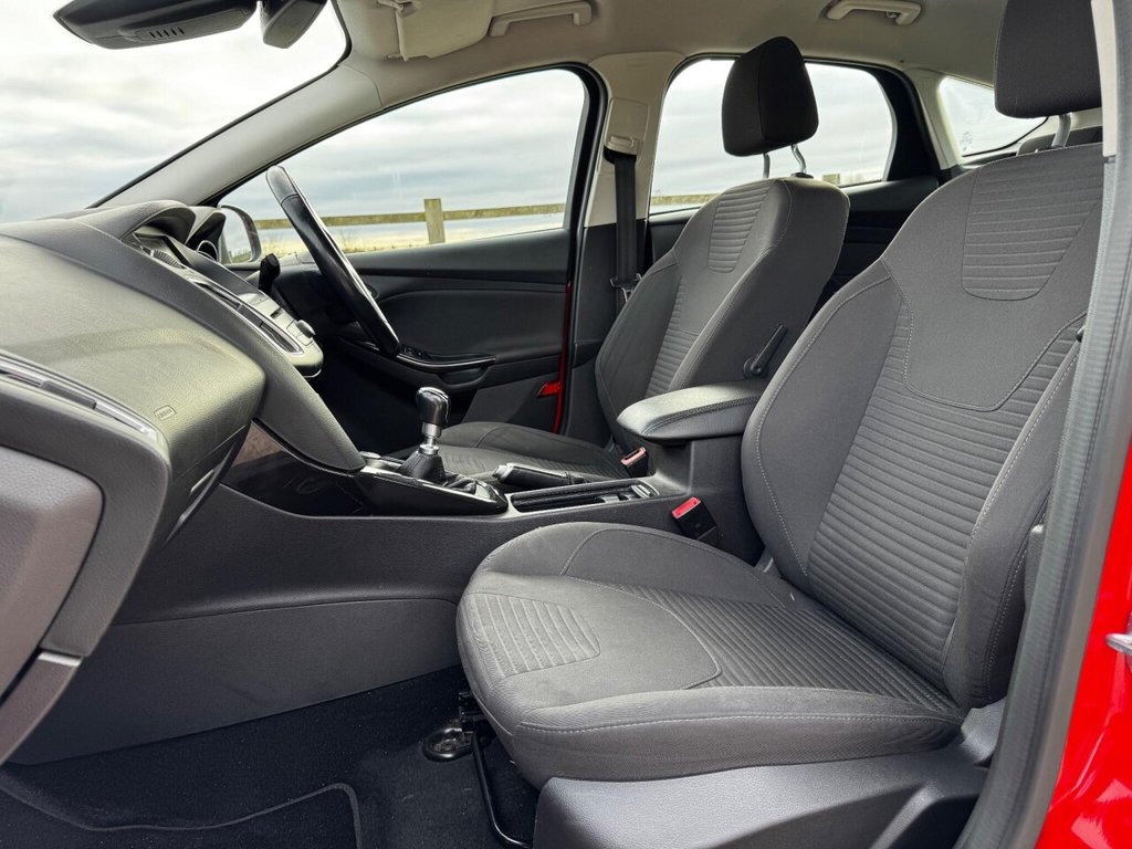 Used Ford Focus 2015 for sale - 76642483: Photo 46