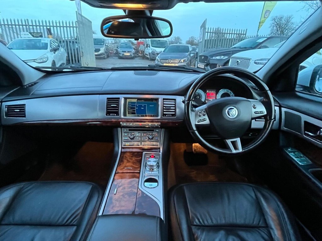 Used Jaguar XF 2010 for sale - 77668984: Photo 23