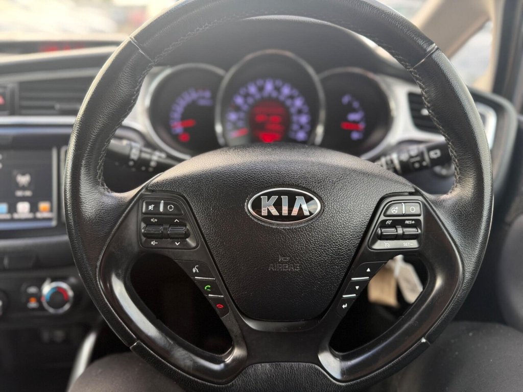 Used Kia Ceed 2017 for sale - 76345670: Photo 44