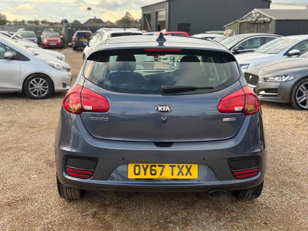 Used Kia Ceed 2017 for sale - 76345670: Photo 6