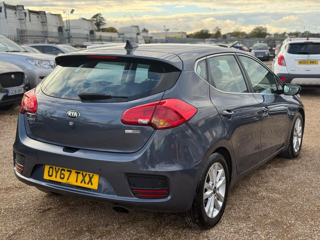 Used Kia Ceed 2017 for sale - 76345670: Photo 8