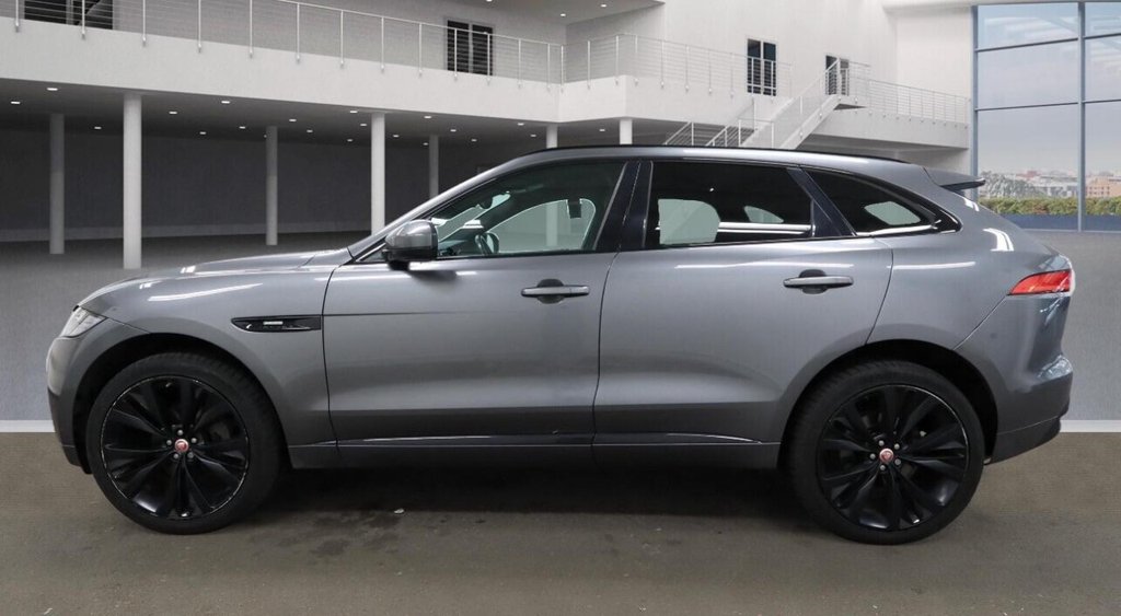 Used Jaguar F-Pace 2018 for sale - 76396285: Photo 3