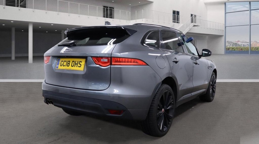 Used Jaguar F-Pace 2018 for sale - 76396285: Photo 5