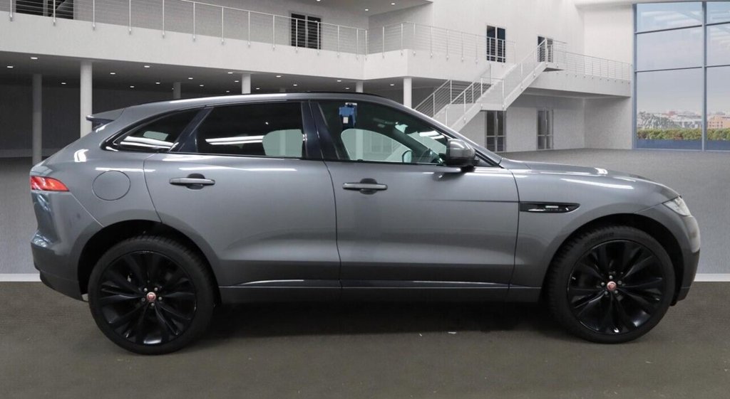 Used Jaguar F-Pace 2018 for sale - 76396285: Photo 6