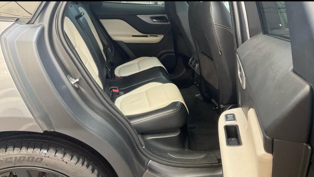 Used Jaguar F-Pace 2018 for sale - 76396285: Photo 8
