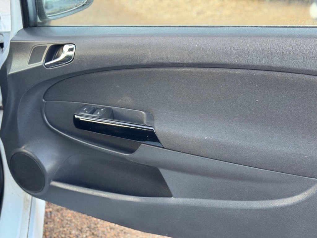 Used Vauxhall Corsa 2010 for sale - 77313620: Photo 35