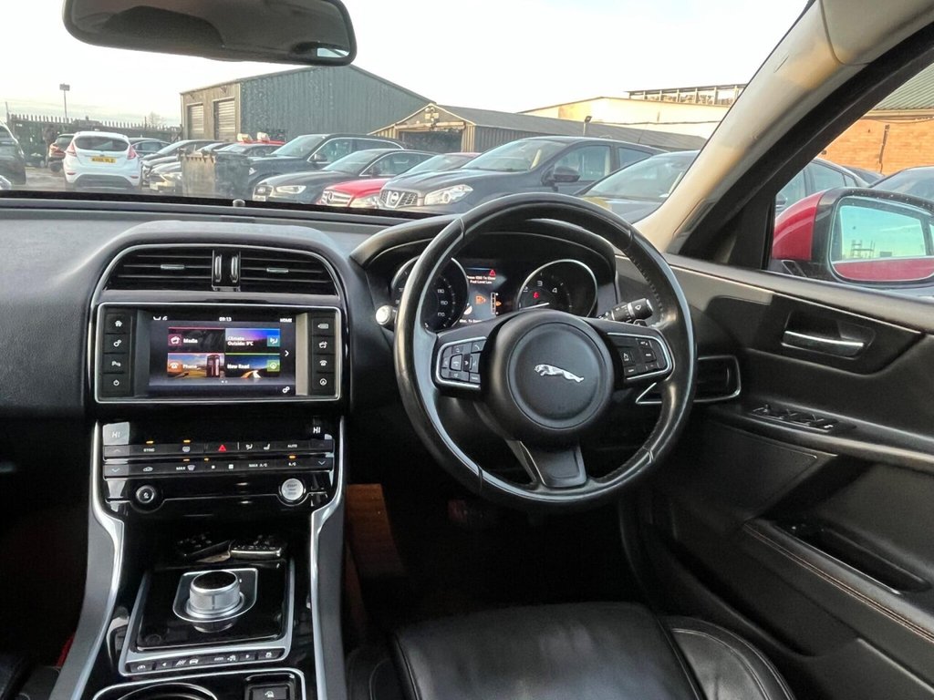 Used Jaguar XE 2015 for sale - 77280697: Photo 21