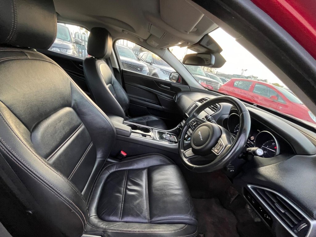 Used Jaguar XE 2015 for sale - 77280697: Photo 24