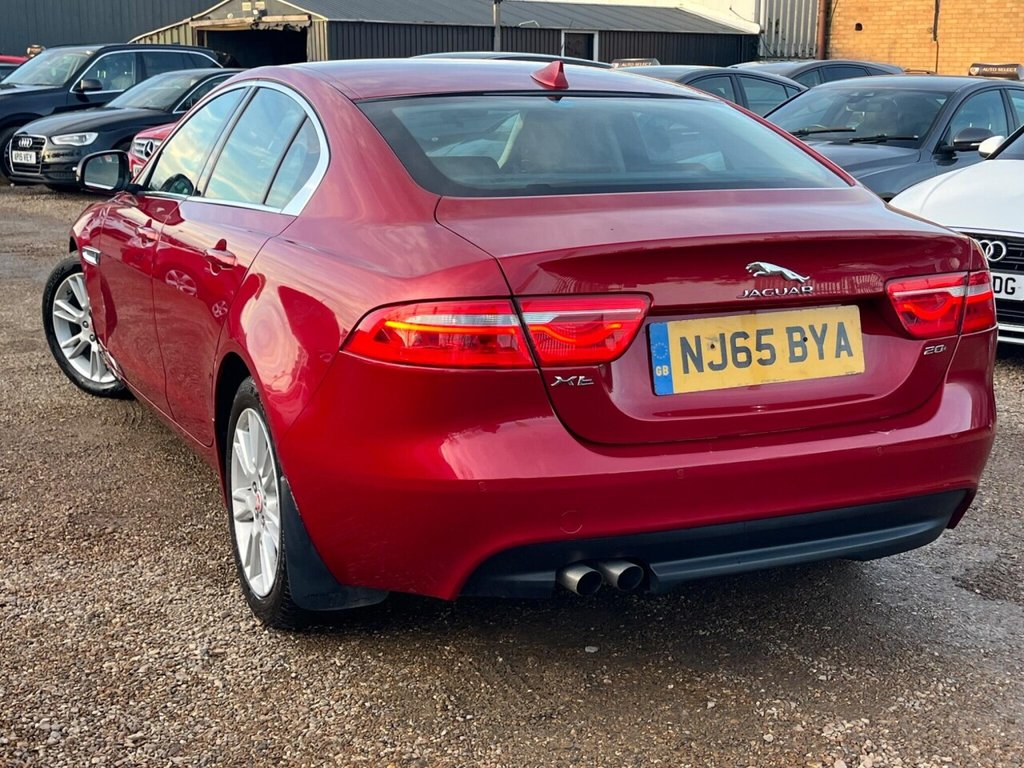 Used Jaguar XE 2015 for sale - 77280697: Photo 4