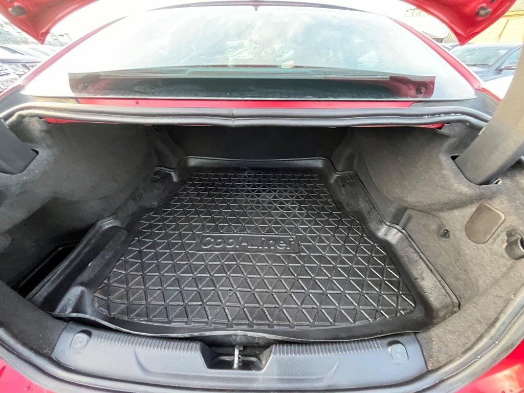 Used Jaguar XE 2015 for sale - 77280697: Photo 41