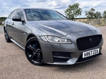 Used Jaguar XF 2017 for sale - 79562175: Photo