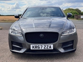 Used Jaguar XF 2017 for sale - 79562175: Photo
