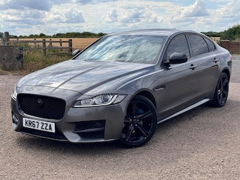 Used Jaguar XF 2017 for sale - 79562175: Photo
