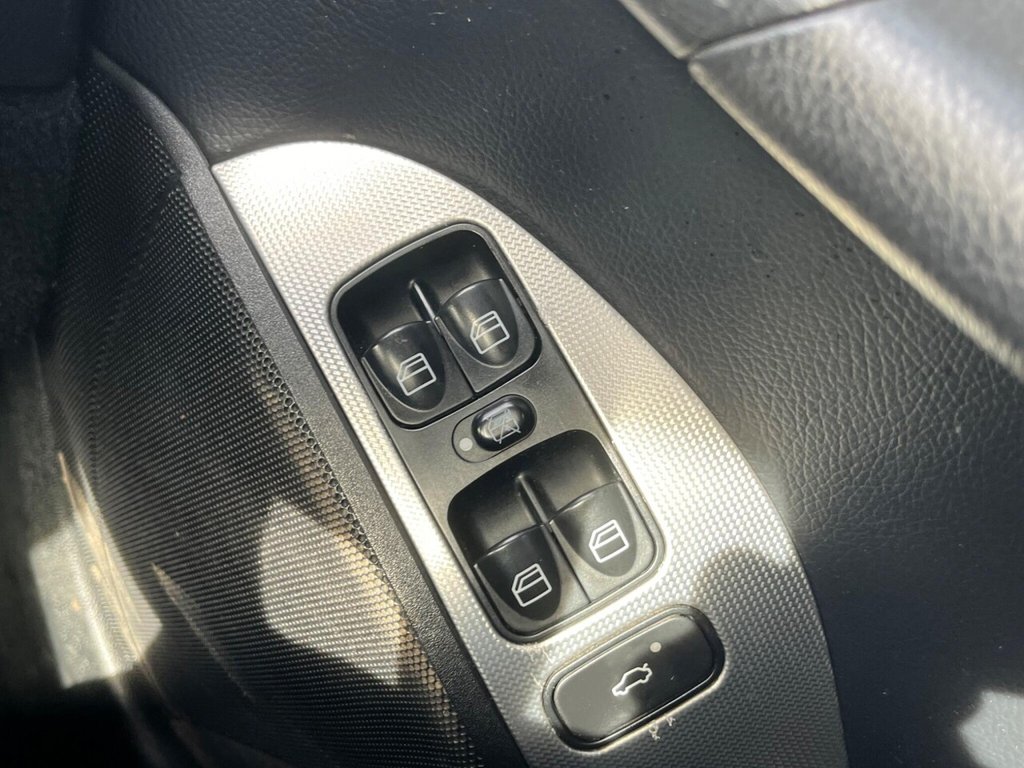 Used Mercedes-Benz CLK 2006 for sale - 77627468: Photo 29