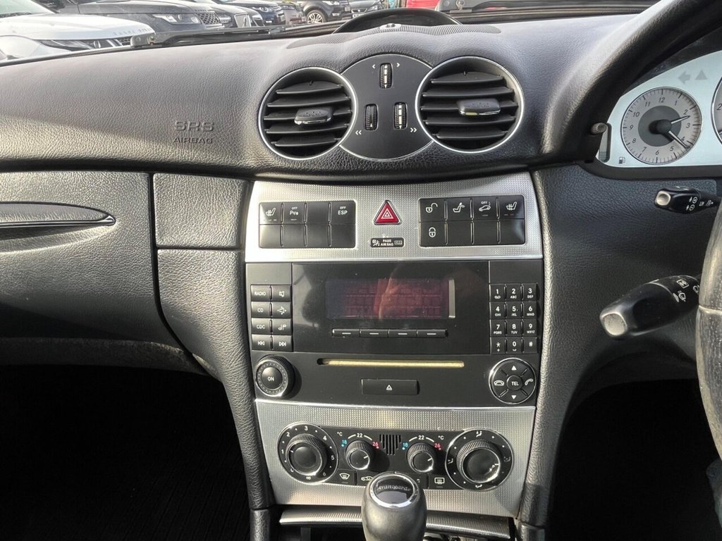 Used Mercedes-Benz CLK 2006 for sale - 77627468: Photo 30