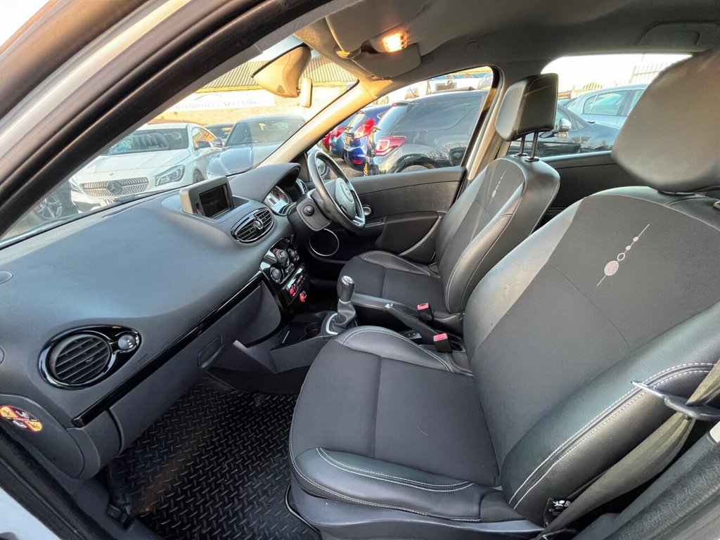 Used Renault Clio 2011 for sale - 76439243: Photo 10