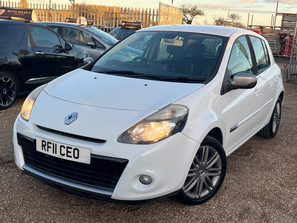 Used Renault Clio 2011 for sale - 76439243: Photo 2