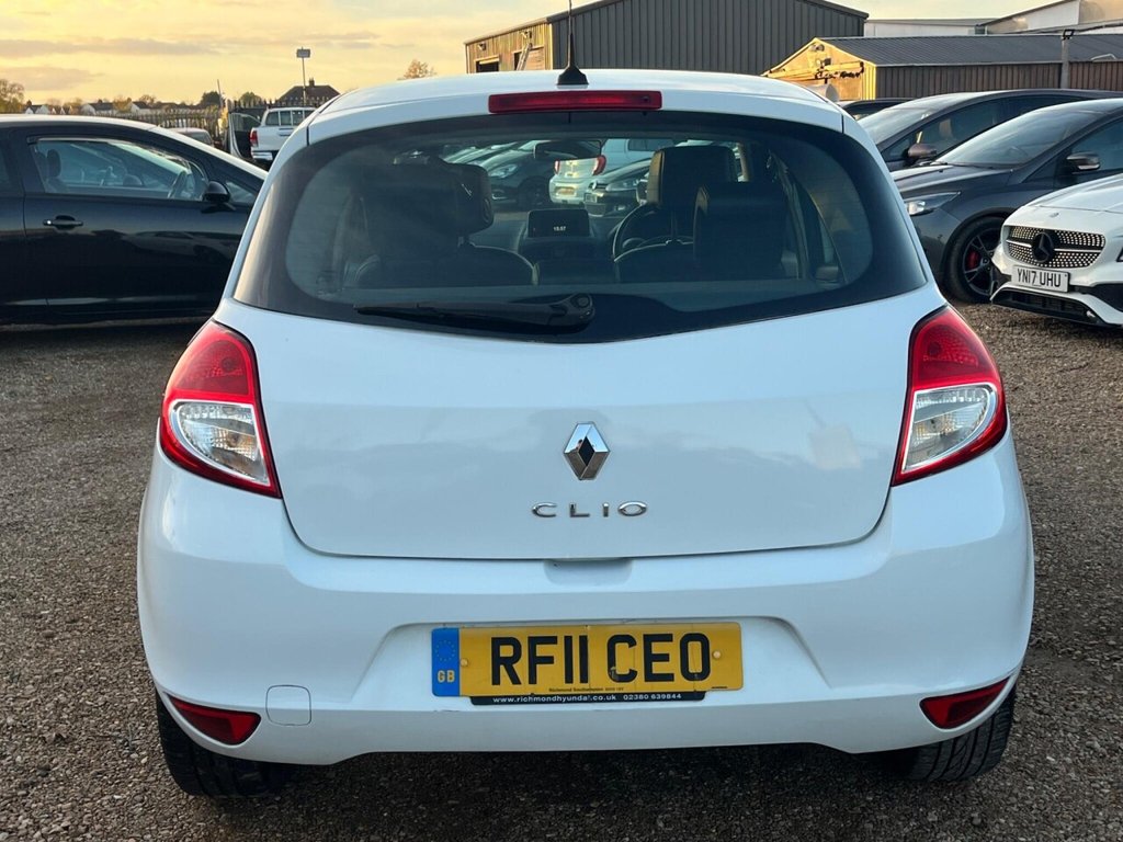Used Renault Clio 2011 for sale - 76439243: Photo 20