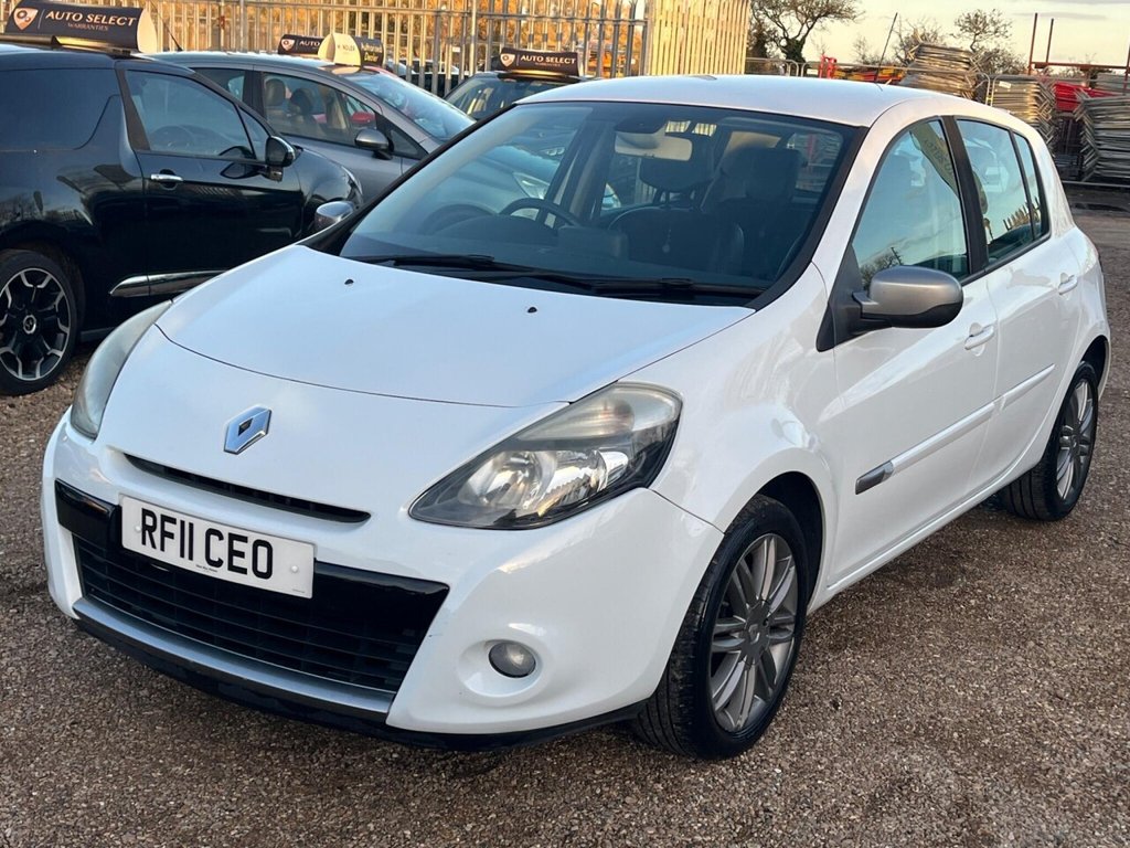 Used Renault Clio 2011 for sale - 76439243: Photo 22