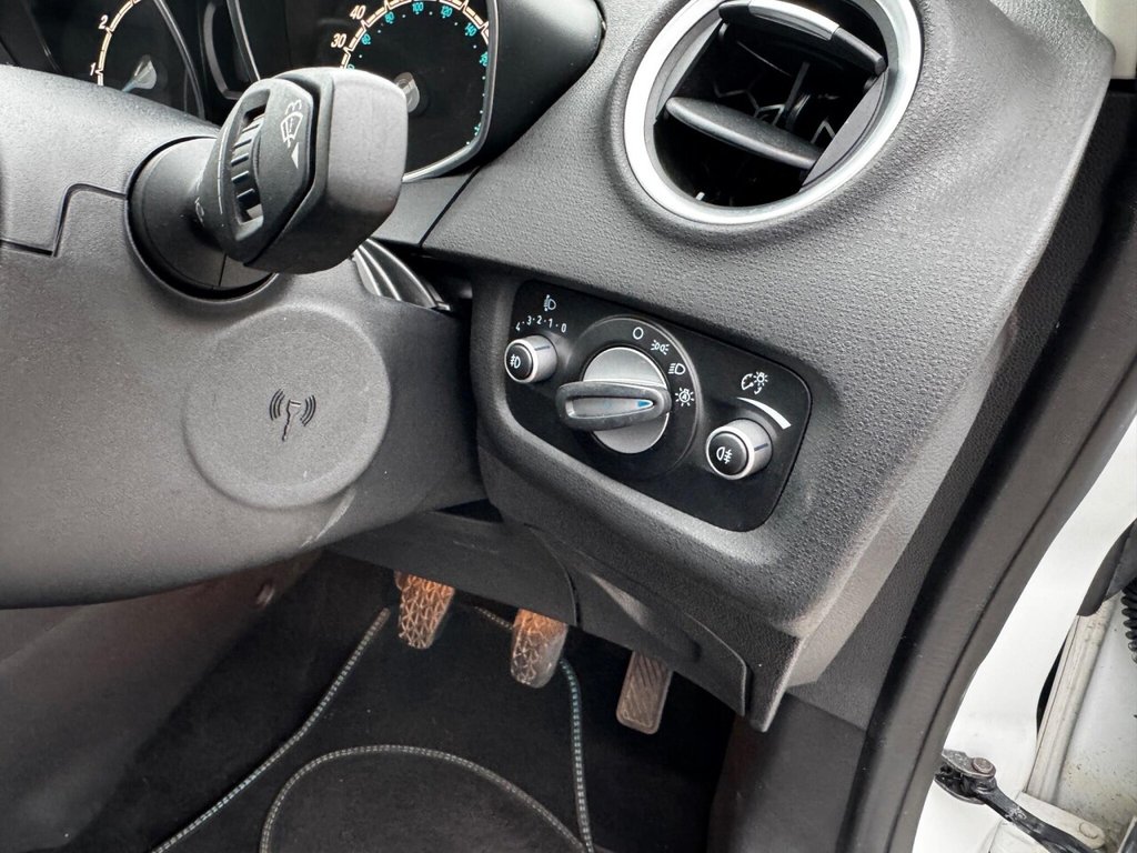 Used Ford Fiesta 2013 for sale - 77020413: Photo 50